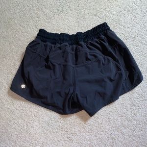 Lululemon shorts size 6